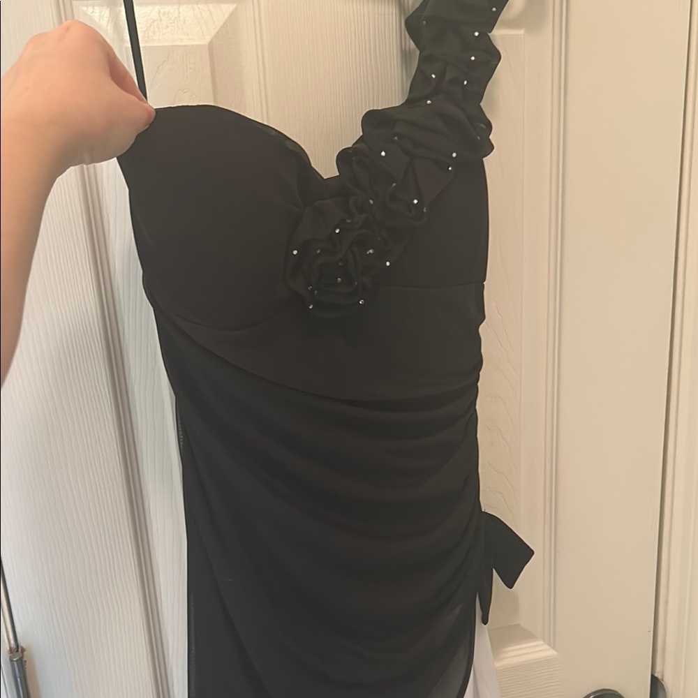 Blondie Nites Black Sequin One-Shoulder Bodycon Dress